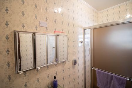 Casa para alugar com 173m², 3 quartos e 2 vagas Casa para alugar com 173m², 3 quartos e 2 vagasBANHEIRO