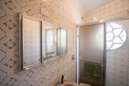Casa para alugar com 173m², 3 quartos e 2 vagas Casa para alugar com 173m², 3 quartos e 2 vagasBANHEIRO DA SUÍTE