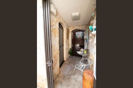 Casa para alugar com 173m², 3 quartos e 2 vagas Casa para alugar com 173m², 3 quartos e 2 vagasVARANDA E GARAGEM