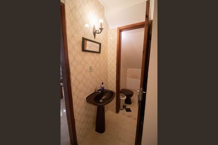 Casa para alugar com 173m², 3 quartos e 2 vagas Casa para alugar com 173m², 3 quartos e 2 vagasLAVABO
