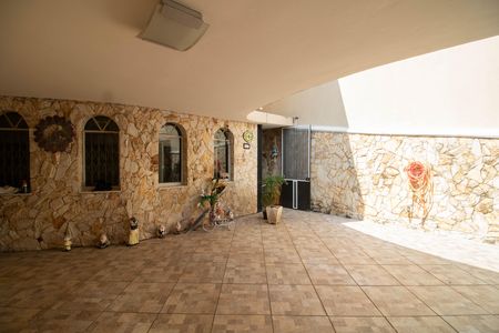Casa para alugar com 173m², 3 quartos e 2 vagas Casa para alugar com 173m², 3 quartos e 2 vagasVARANDA E GARAGEM