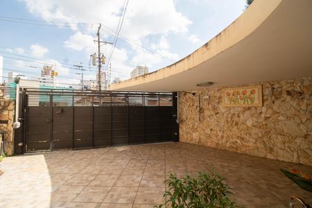 Casa para alugar com 173m², 3 quartos e 2 vagas Casa para alugar com 173m², 3 quartos e 2 vagasVARANDA E GARAGEM