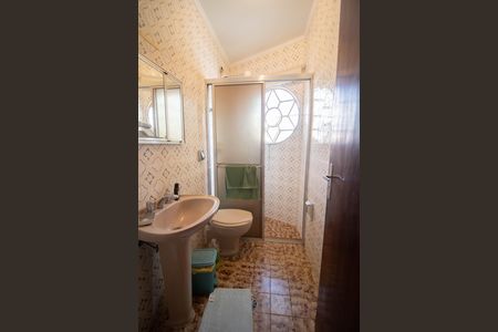 Casa para alugar com 173m², 3 quartos e 2 vagas Casa para alugar com 173m², 3 quartos e 2 vagasBANHEIRO DA SUÍTE