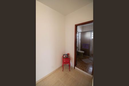 Casa para alugar com 173m², 3 quartos e 2 vagas Casa para alugar com 173m², 3 quartos e 2 vagasHALL DOS QUARTOS