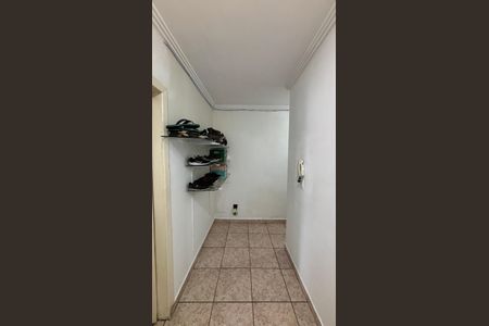 Casa à venda com 220m², 3 quartos e 2 vagasCorredor