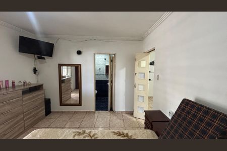 Casa à venda com 220m², 3 quartos e 2 vagasSuite