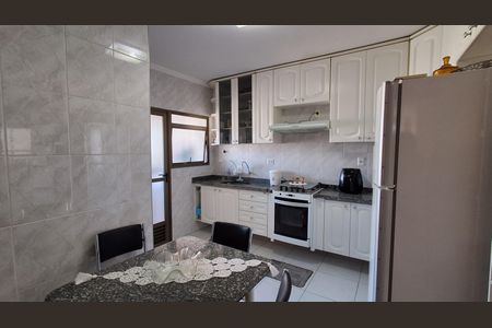 Apartamento para alugar com 94m², 2 quartos e 1 vagaCozinha 