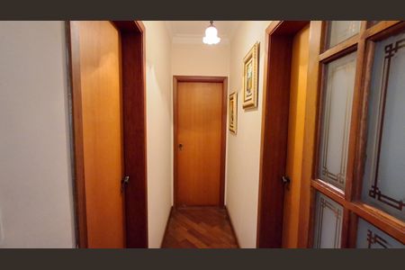 Corredor  de apartamento para alugar com 2 quartos, 94m² em Nova Gerti, São Caetano do Sul