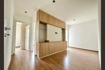 Sala de apartamento para alugar com 2 quartos, 52m² em Buritis, Belo Horizonte