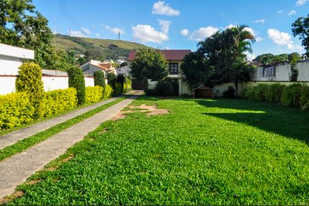 Casa para alugar com 200m², 3 quartos e 1 vagaQuintal 