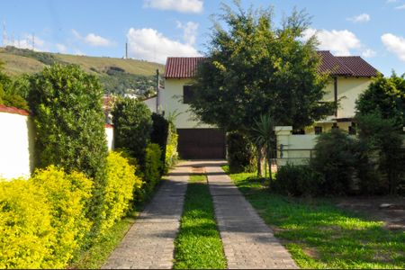 Casa para alugar com 200m², 3 quartos e 1 vagaQuintal 