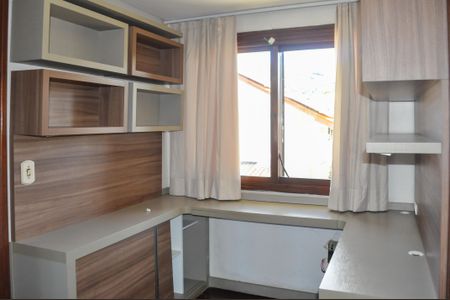 Casa para alugar com 200m², 3 quartos e 1 vagaEscritório