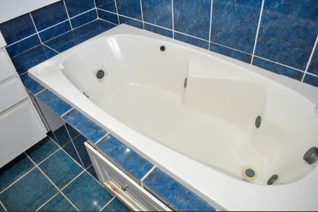 Casa para alugar com 200m², 3 quartos e 1 vagaBanheira 