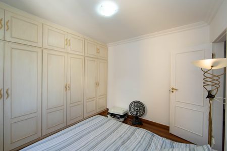 Apartamento à venda com 150m², 3 quartos e 2 vagasQUARTO1