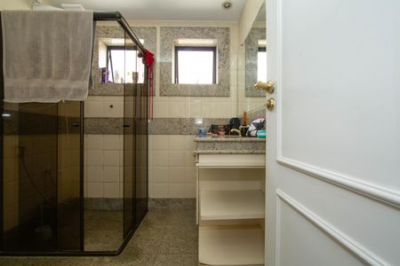 Apartamento à venda com 150m², 3 quartos e 2 vagasBANHEIRO2