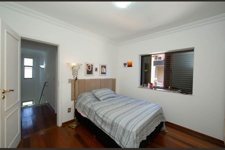 Apartamento à venda com 150m², 3 quartos e 2 vagasQUARTO1