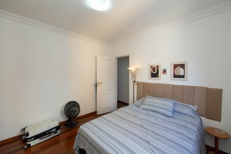 Apartamento à venda com 150m², 3 quartos e 2 vagasQUARTO1