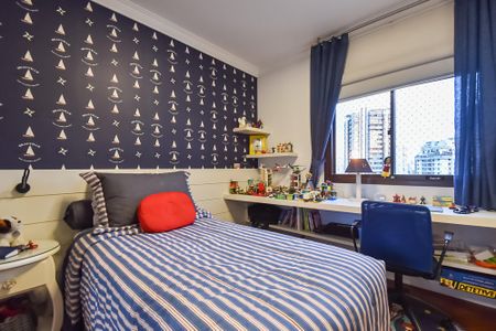 Apartamento à venda com 172m², 3 quartos e 3 vagasSuíte 1