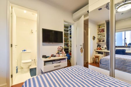 Apartamento à venda com 172m², 3 quartos e 3 vagasSuíte 1