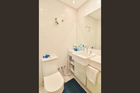 Apartamento à venda com 172m², 3 quartos e 3 vagasBanheiro da suíte 1