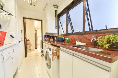 Apartamento à venda com 172m², 3 quartos e 3 vagasÁrea de serviço