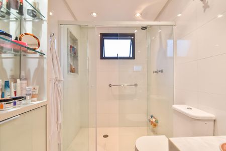 Apartamento à venda com 172m², 3 quartos e 3 vagasBanheiro da suíte 2
