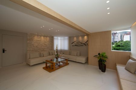 Apartamento à venda com 260m², 4 quartos e 2 vagasSALA