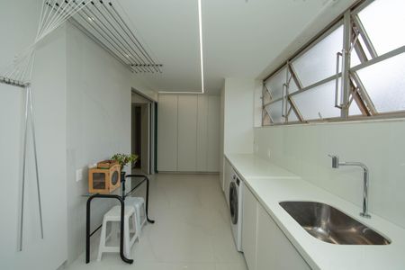 Apartamento à venda com 260m², 4 quartos e 2 vagasAREA DE SERVICO