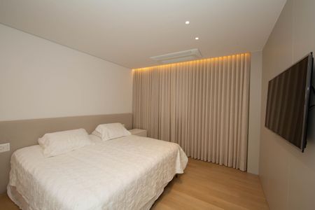 Apartamento à venda com 260m², 4 quartos e 2 vagasQUARTO1