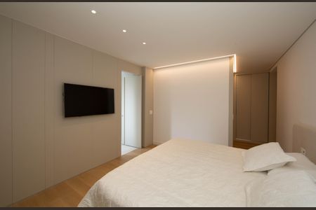 Apartamento à venda com 260m², 4 quartos e 2 vagasQUARTO1