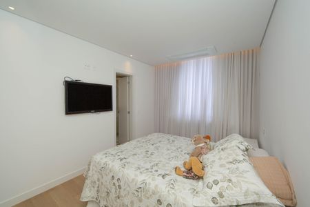 Apartamento à venda com 260m², 4 quartos e 2 vagasQUARTO3