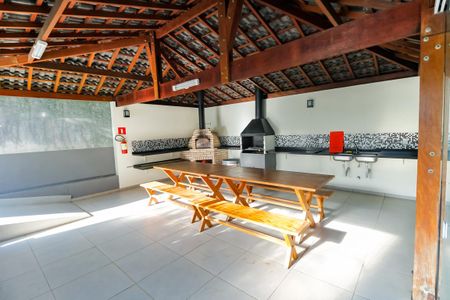 Apartamento para alugar com 121m², 3 quartos e 2 vagas Apartamento para alugar com 121m², 3 quartos e 2 vagasÁrea comum - Churrasqueira
