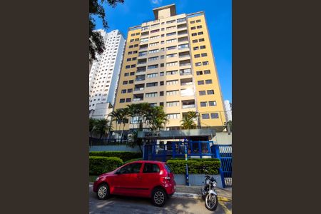 Apartamento para alugar com 121m², 3 quartos e 2 vagasFachada