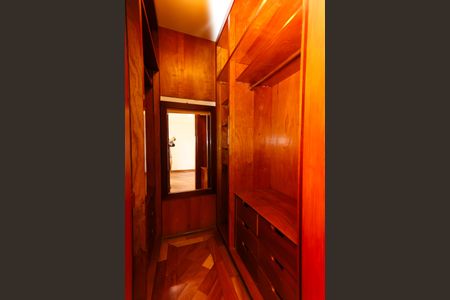 Apartamento para alugar com 121m², 3 quartos e 2 vagasCloset da suíte