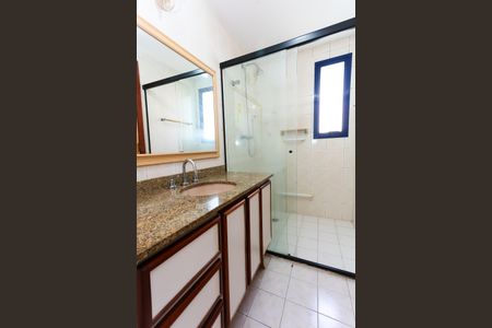 Apartamento para alugar com 121m², 3 quartos e 2 vagasBanheiro da Suíte