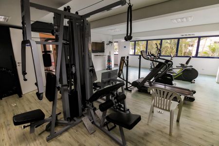 Apartamento para alugar com 121m², 3 quartos e 2 vagas Apartamento para alugar com 121m², 3 quartos e 2 vagasÁrea comum - Academia