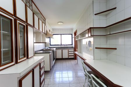 Apartamento para alugar com 121m², 3 quartos e 2 vagascozinha