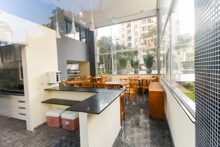 Apartamento para alugar com 121m², 3 quartos e 2 vagas Apartamento para alugar com 121m², 3 quartos e 2 vagasÁrea comum - Salão de festas