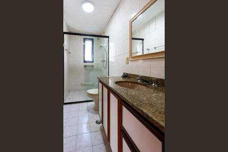 Apartamento para alugar com 121m², 3 quartos e 2 vagasBanheiro