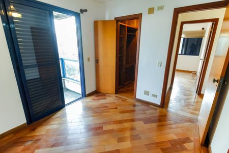Apartamento para alugar com 121m², 3 quartos e 2 vagas Apartamento para alugar com 121m², 3 quartos e 2 vagasSuíte
