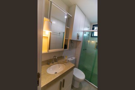 Apartamento para alugar com 120m², 3 quartos e 2 vagasBanheiro Social