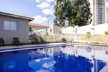 Apartamento para alugar com 50m², 2 quartos e 1 vagaÁrea comum - Piscina