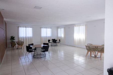 Apartamento para alugar com 50m², 2 quartos e 1 vagaÁrea comum - Salão de festas