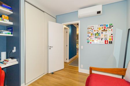 Quarto de apartamento à venda com 2 quartos, 74m² em Brás, São Paulo