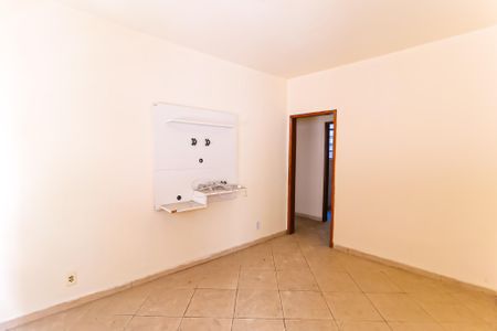 Sala de apartamento à venda com 2 quartos, 40m² em Pilares 202, Rio de Janeiro