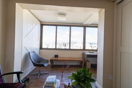 Apartamento à venda com 90m², 1 quarto e 1 vagaSala