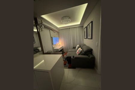 Sala de apartamento para alugar com 2 quartos, 34m² em Vila Rosalia, Guarulhos