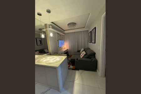 Sala de apartamento para alugar com 2 quartos, 34m² em Vila Rosalia, Guarulhos