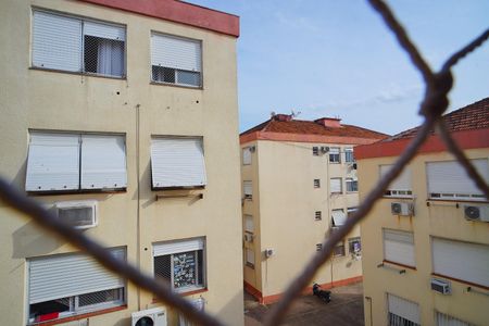 Quarto 1 de apartamento para alugar com 2 quartos, 55m² em Jardim Dona Leopoldina, Porto Alegre