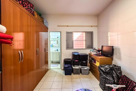 Casa à venda com 150m², 4 quartos e 2 vagasSuíte - Casa 2